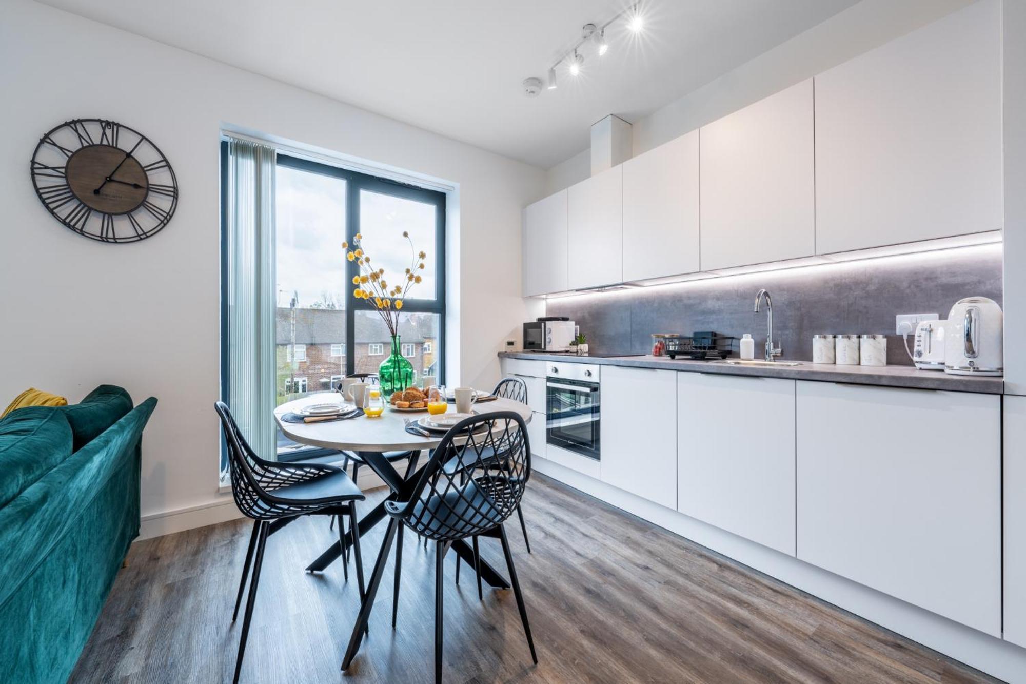 - Free Parking - Private Bathroom - Netflix - 4 Mins Walk To Station - 20 Mins Direct Trains To London Apartment Potters Bar
